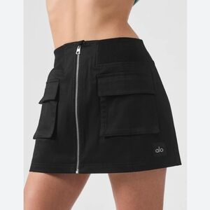 Alo Night Out Cargo Skirt Size Small